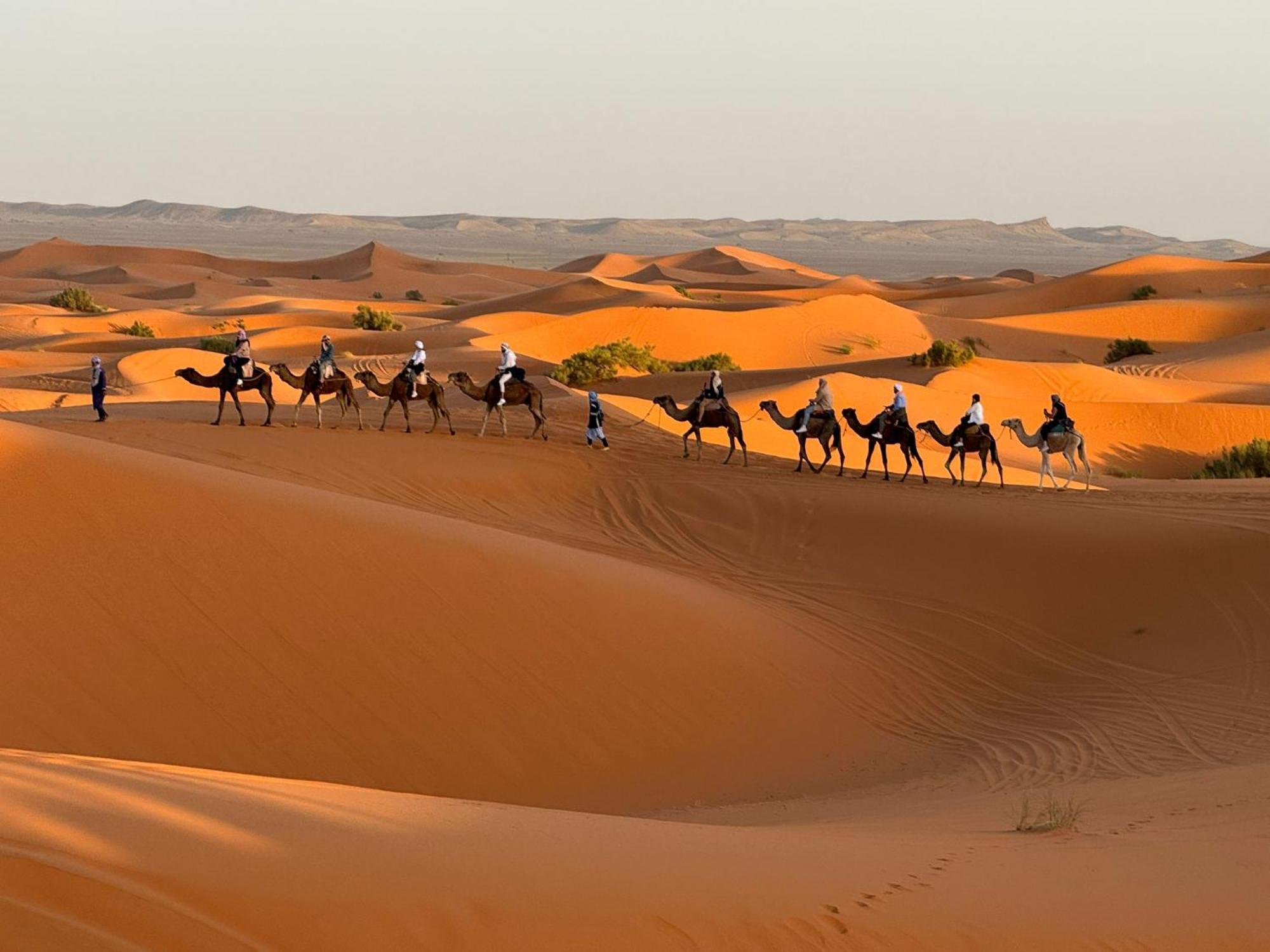 Horaz Merzouga Camp Мерзуга Экстерьер фото